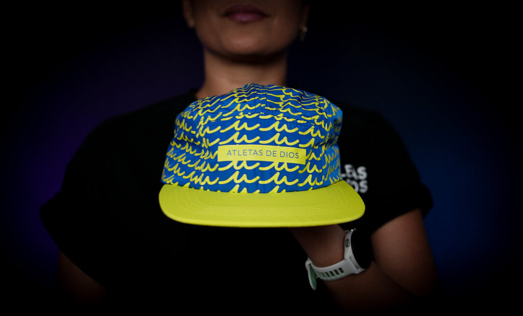 RUNNING HAT: ATLETAS DE DIOS